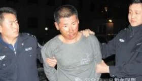 出租车司机和超市女老板发展成情人，被其老公杀死