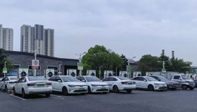 网约车小平台卖免佣卡入账百万，网约车司机真的不怕吗？