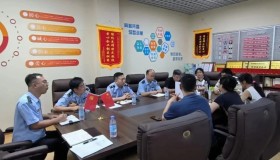 “进驻式”执法，现场比对数据，清退无证网约车