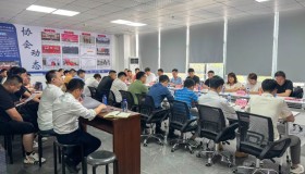 东莞出租车协会召开第五届第四次理事、监事大会