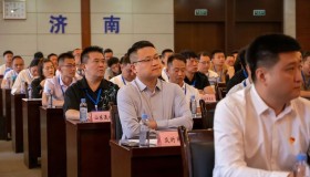 济南市网约车司机协会成立，山东及时用车汽车科技有限公司当选会长单位！